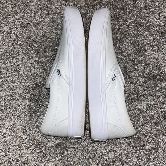 White slip on vans - Picture 3 of 8